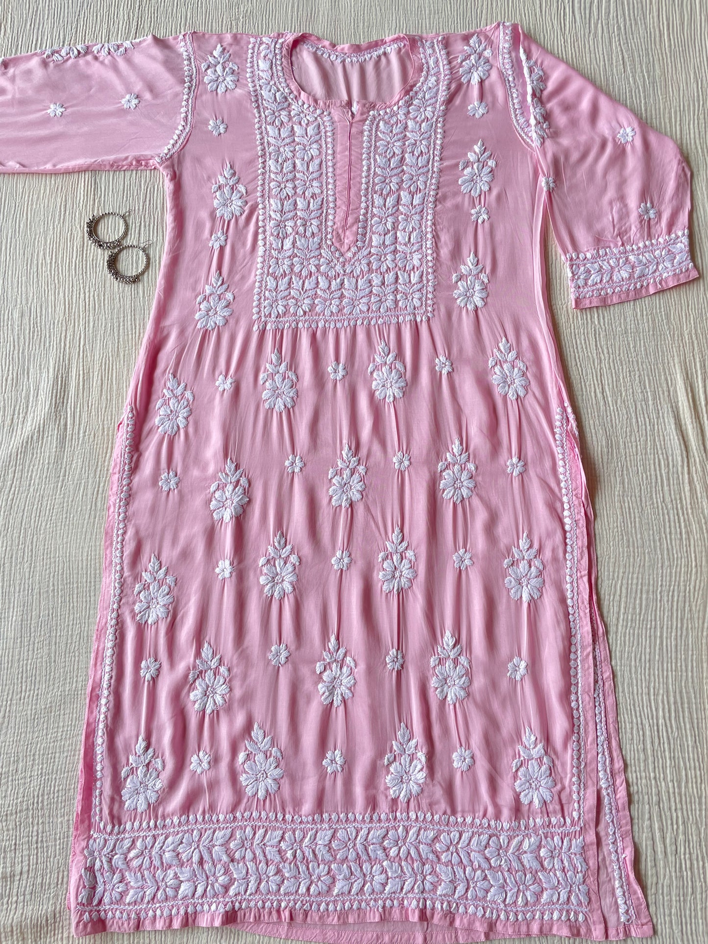Nazakat Modal Chikankari kurta(Pink)