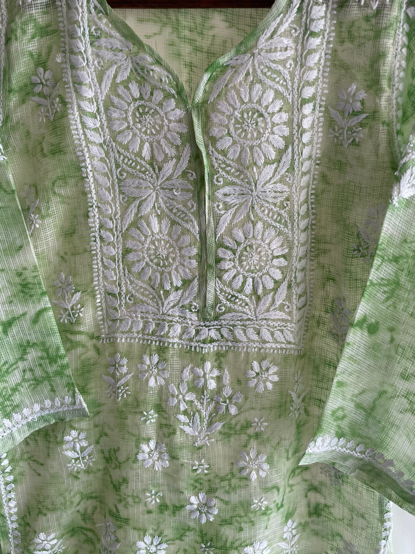 Kota Shibori Long Chikankari Kurti (Pista Green)