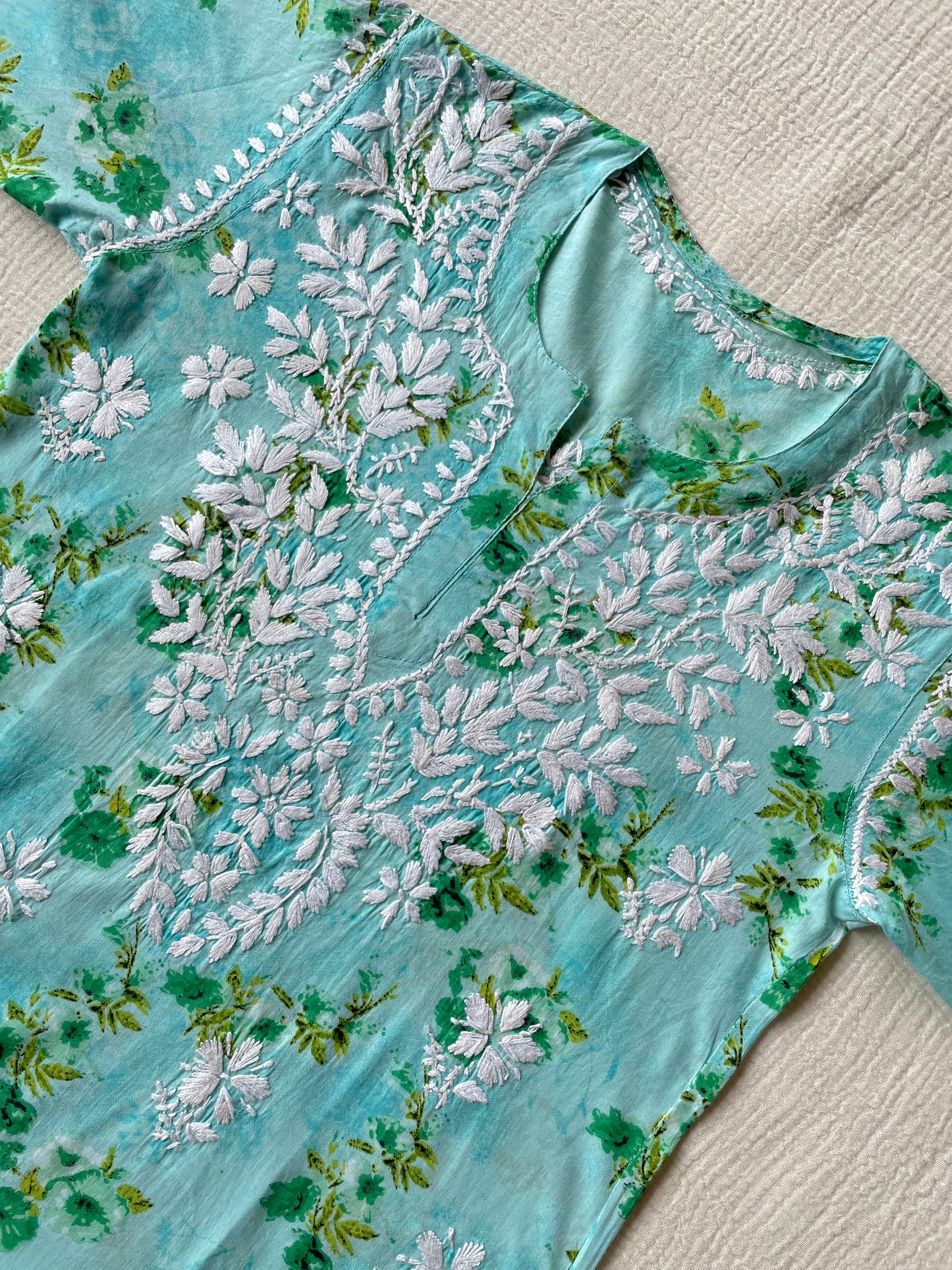 Mul Mul Chikankari Kurti (Green)