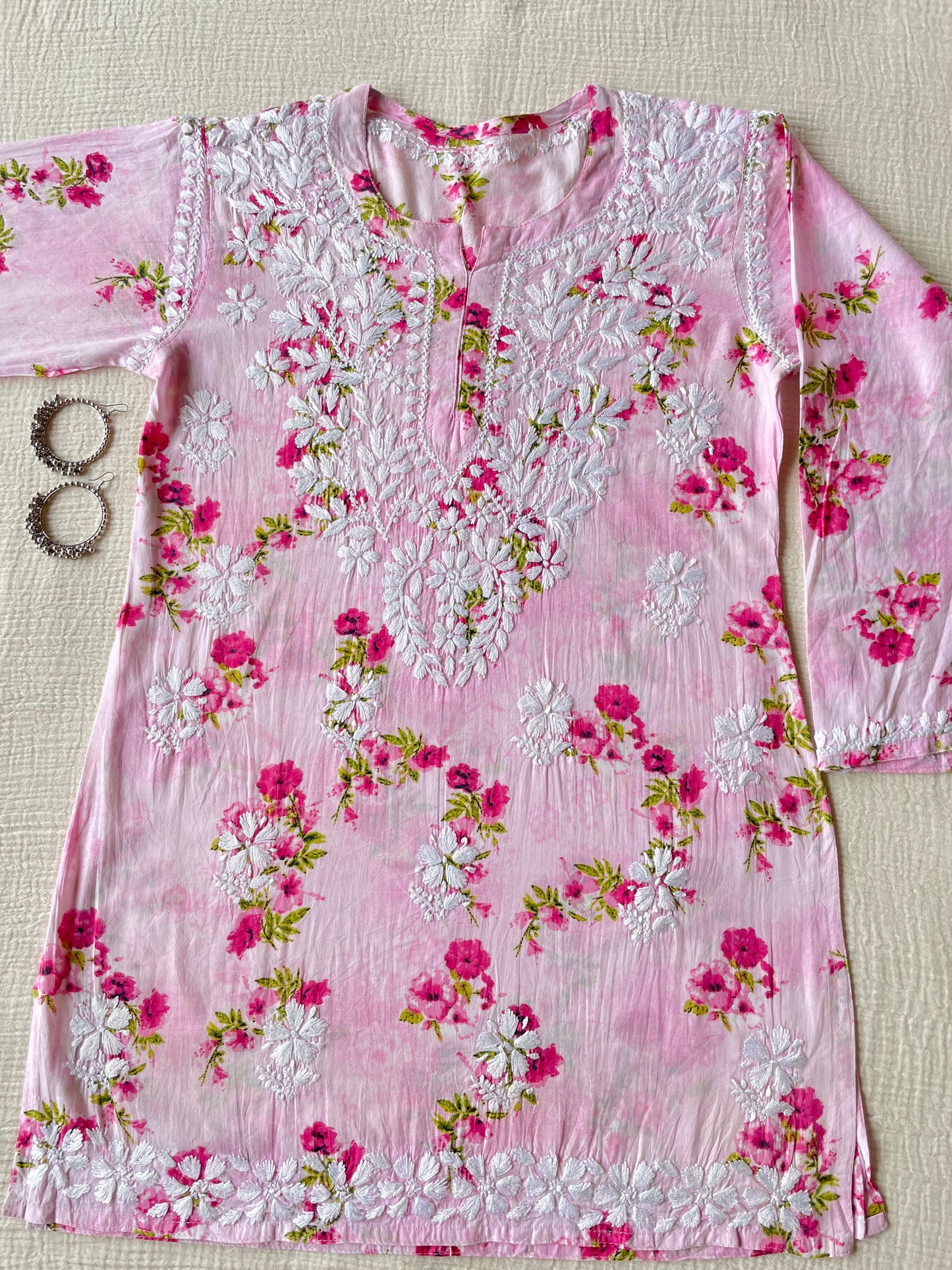 Mul Mul Chikankari Kurti(Pink)