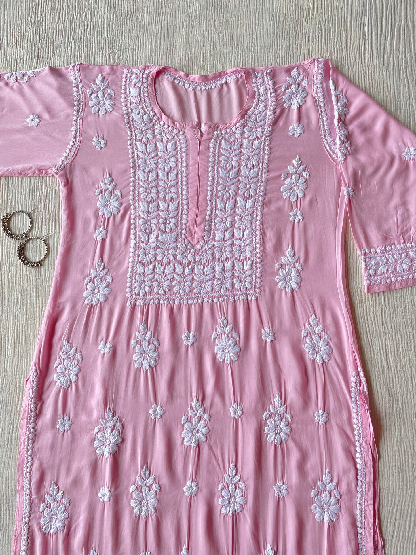 Nazakat Modal Chikankari kurta(Pink)