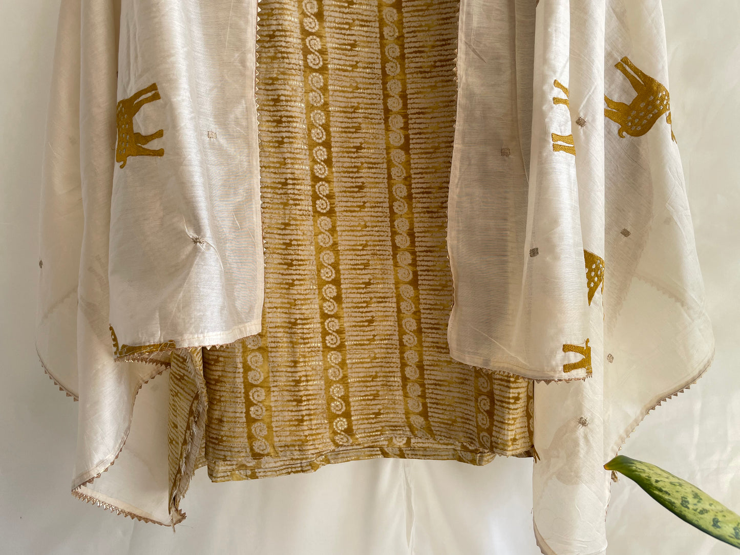 Jaam Cotton Unstitched suit set with Beautiful Embroidered Dupatta