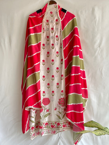 Pure Muslin unstitched suit set with Beautiful Laheriya Dupatta