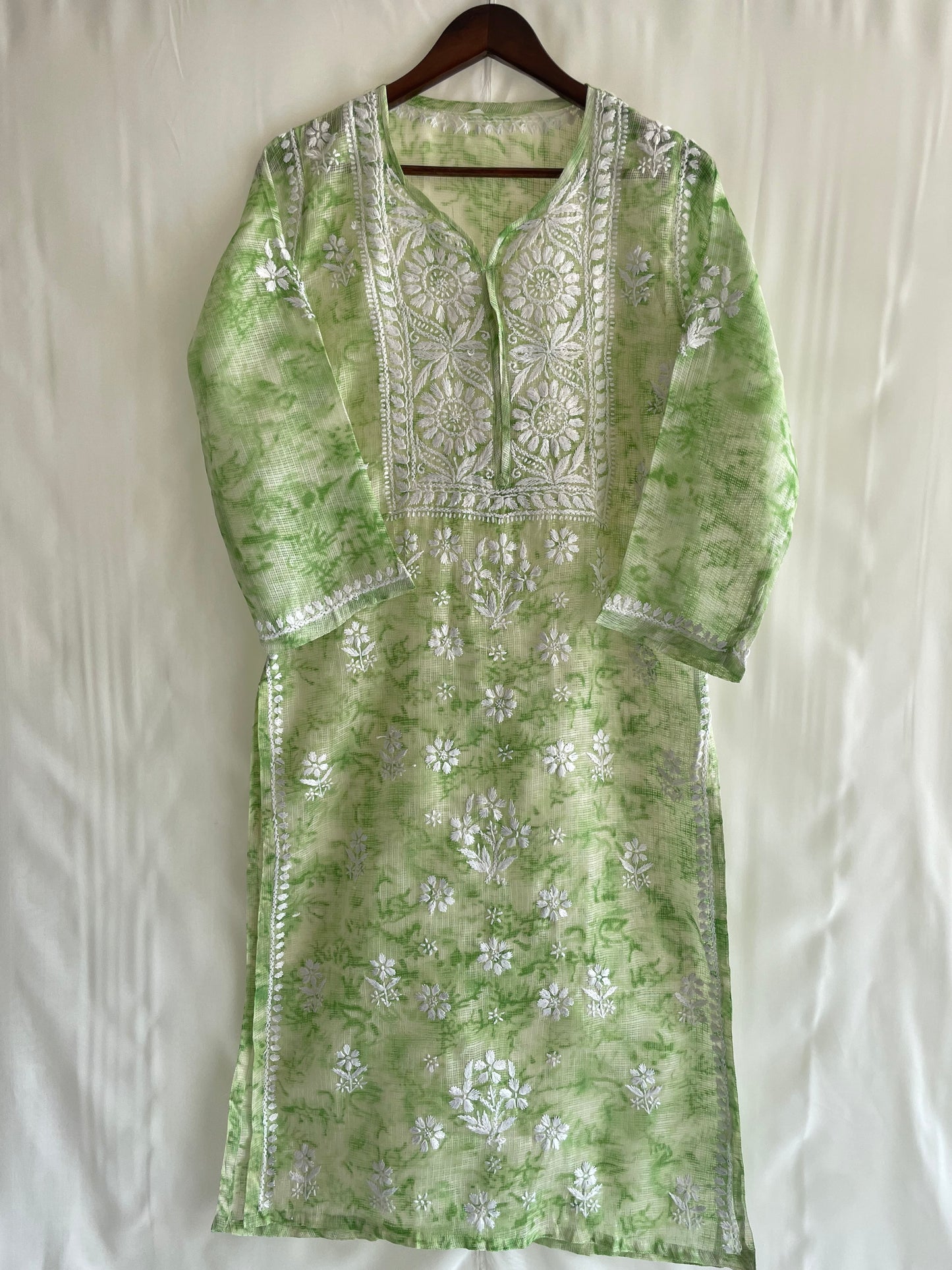 Kota Shibori Long Chikankari Kurti (Pista Green)