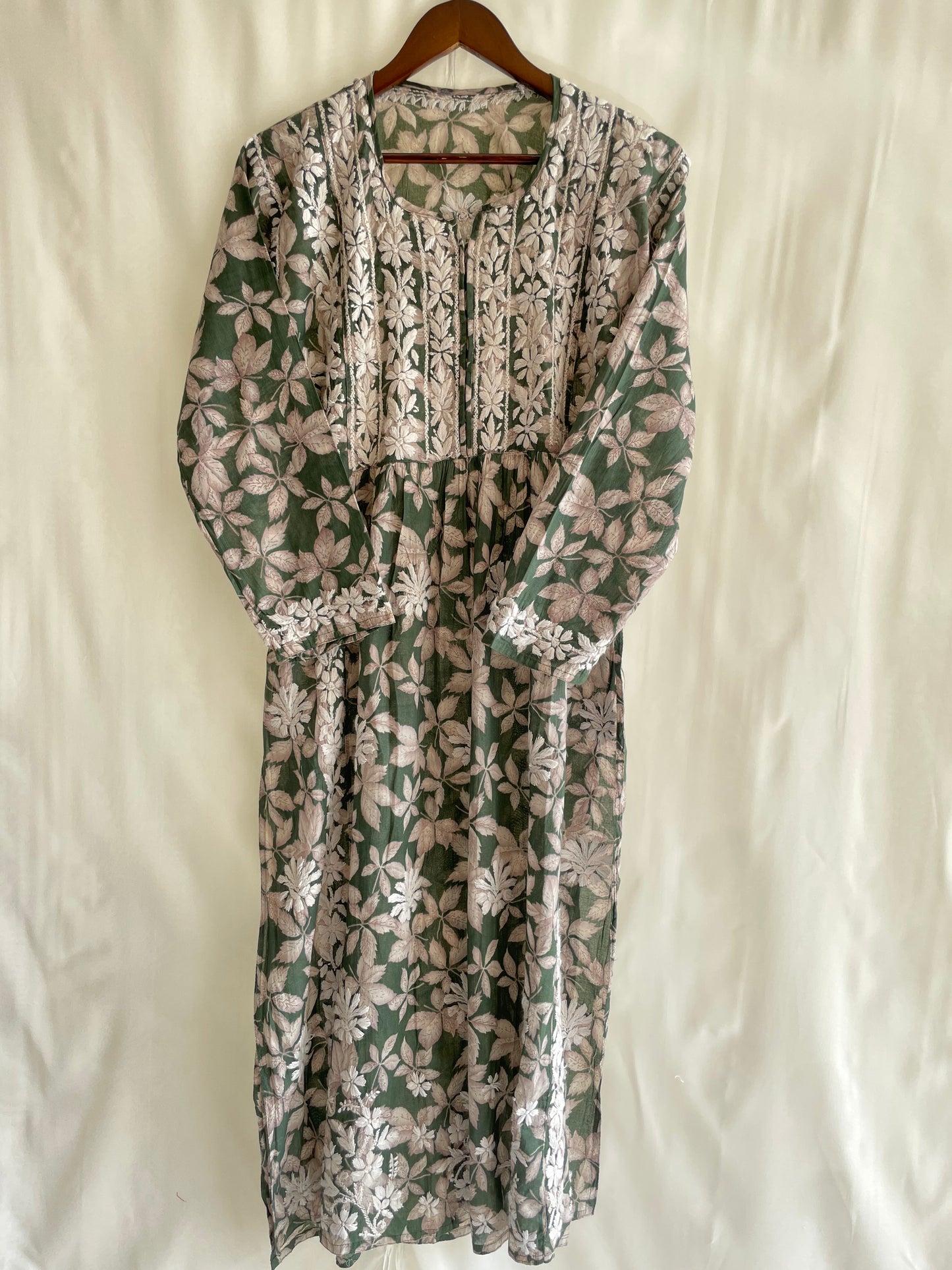 Aiza Naira cut Long Chikankari Kurta ( Green)