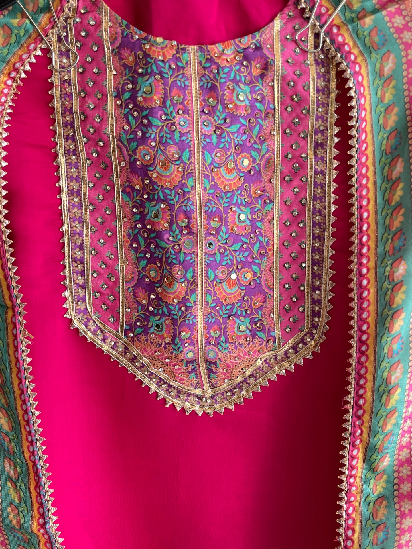 Pakistani style Unstitched suit set with Beautiful Printed Dupatta